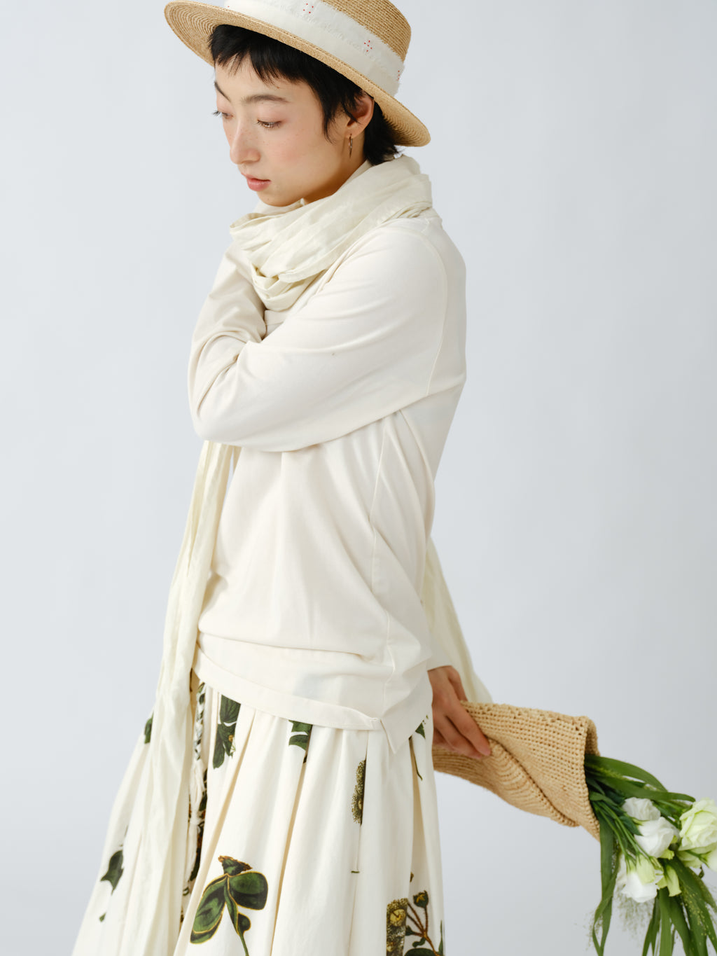 Uネック長袖Tシャツ
