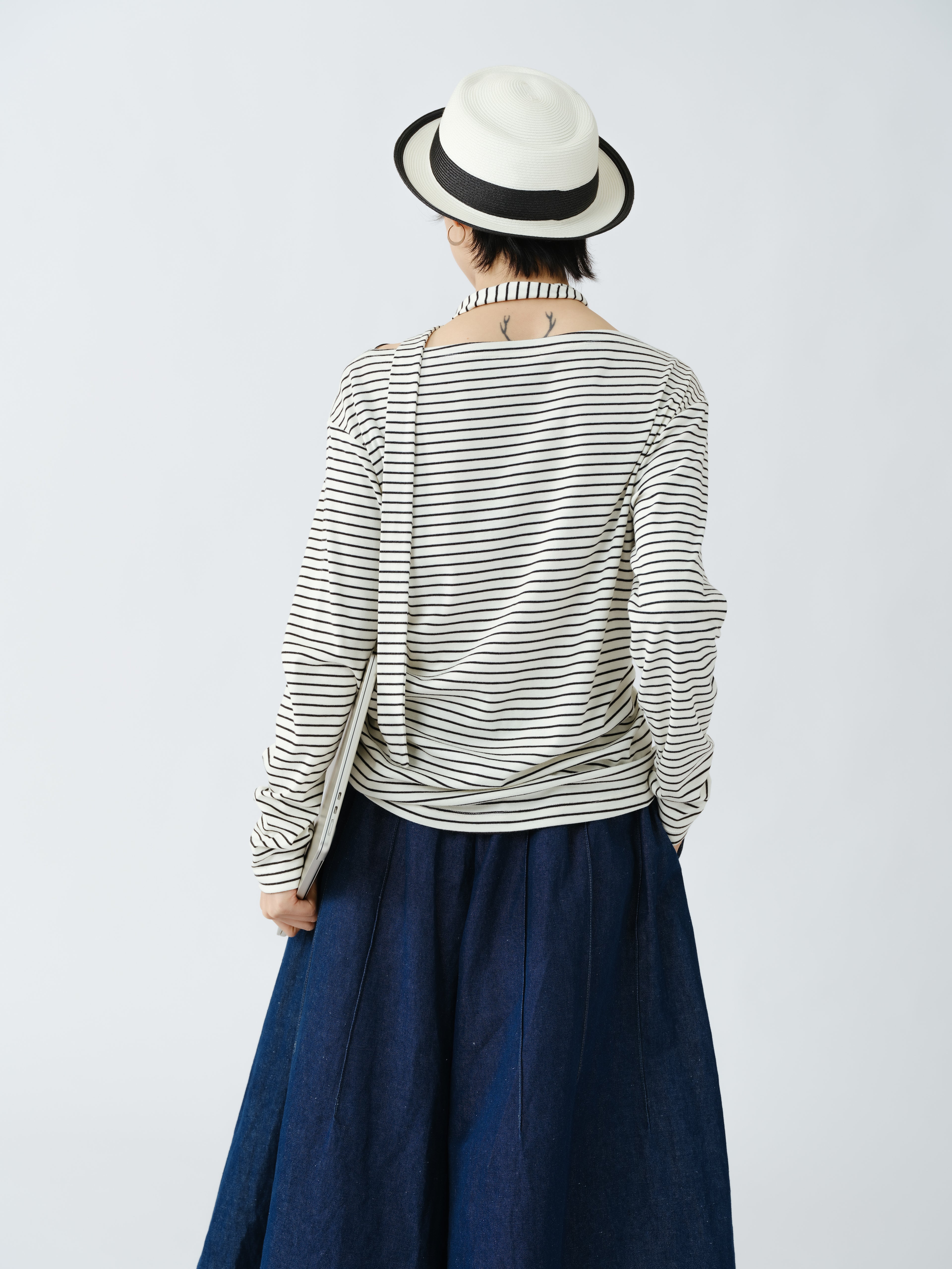 ストライプのシャツ