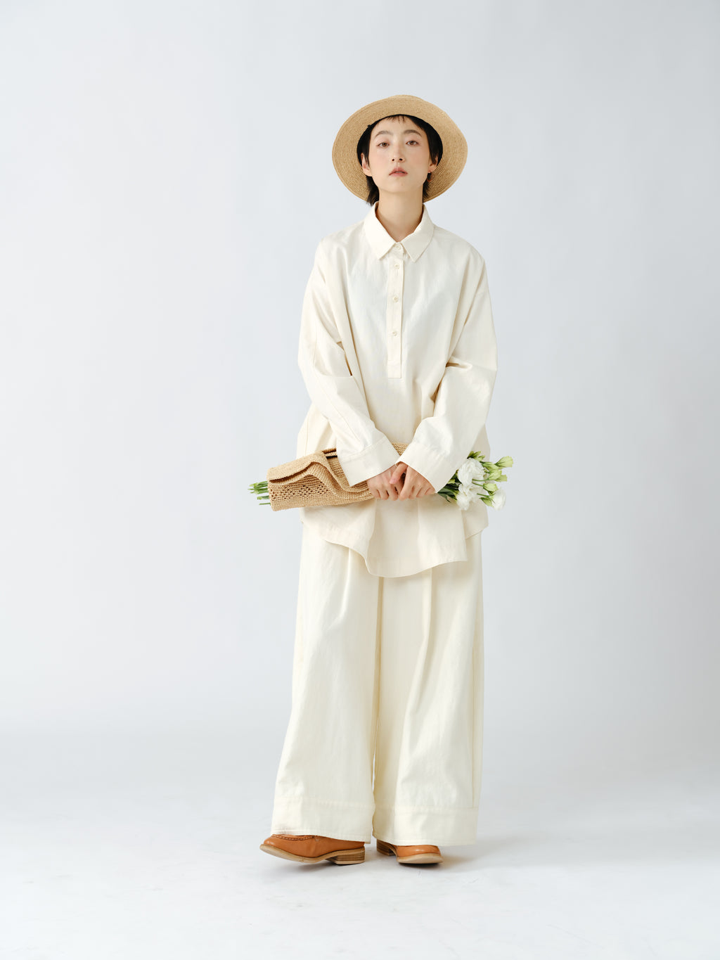 ストレートパンツ