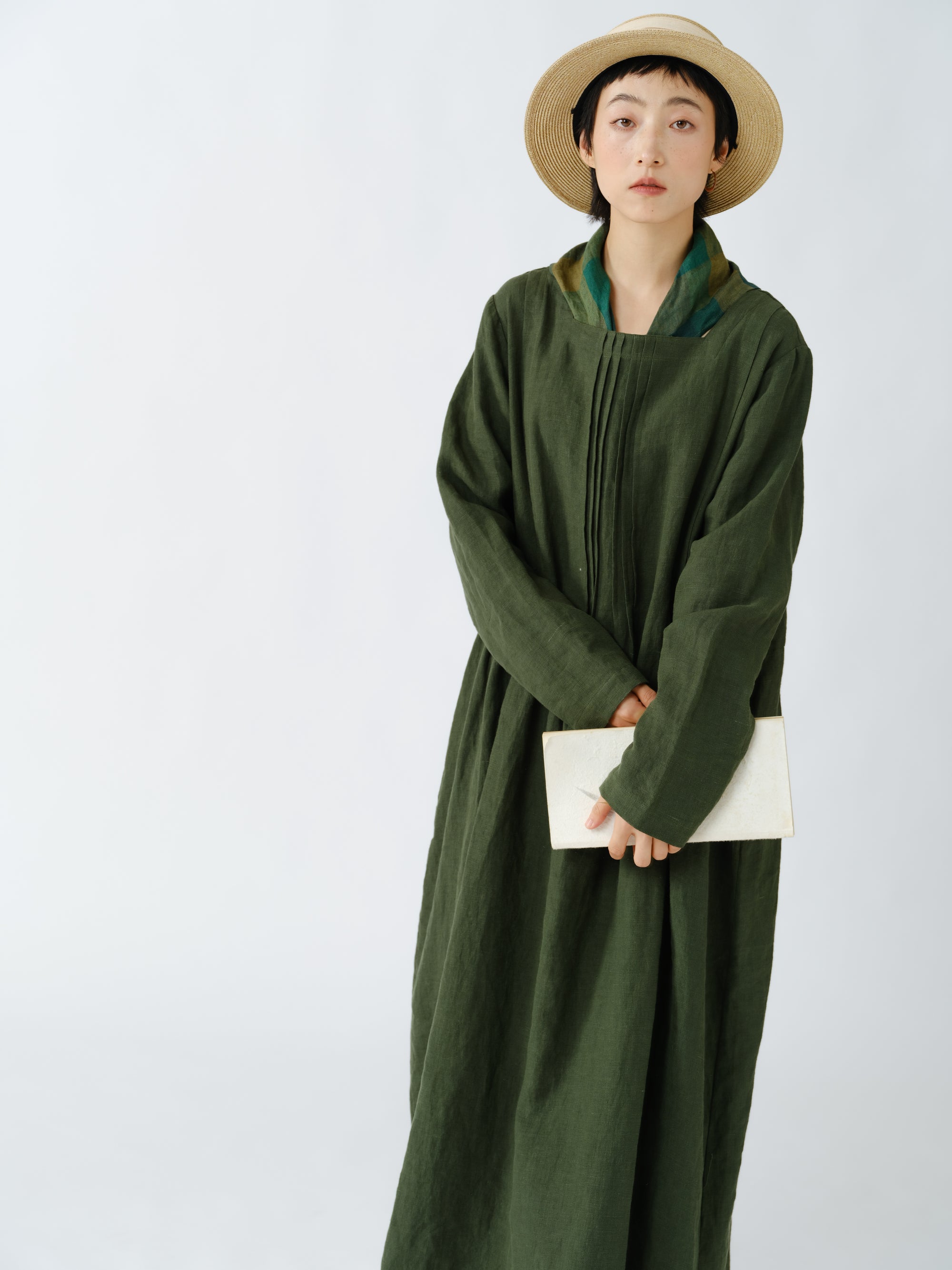 2WAYリネンタックワンピース