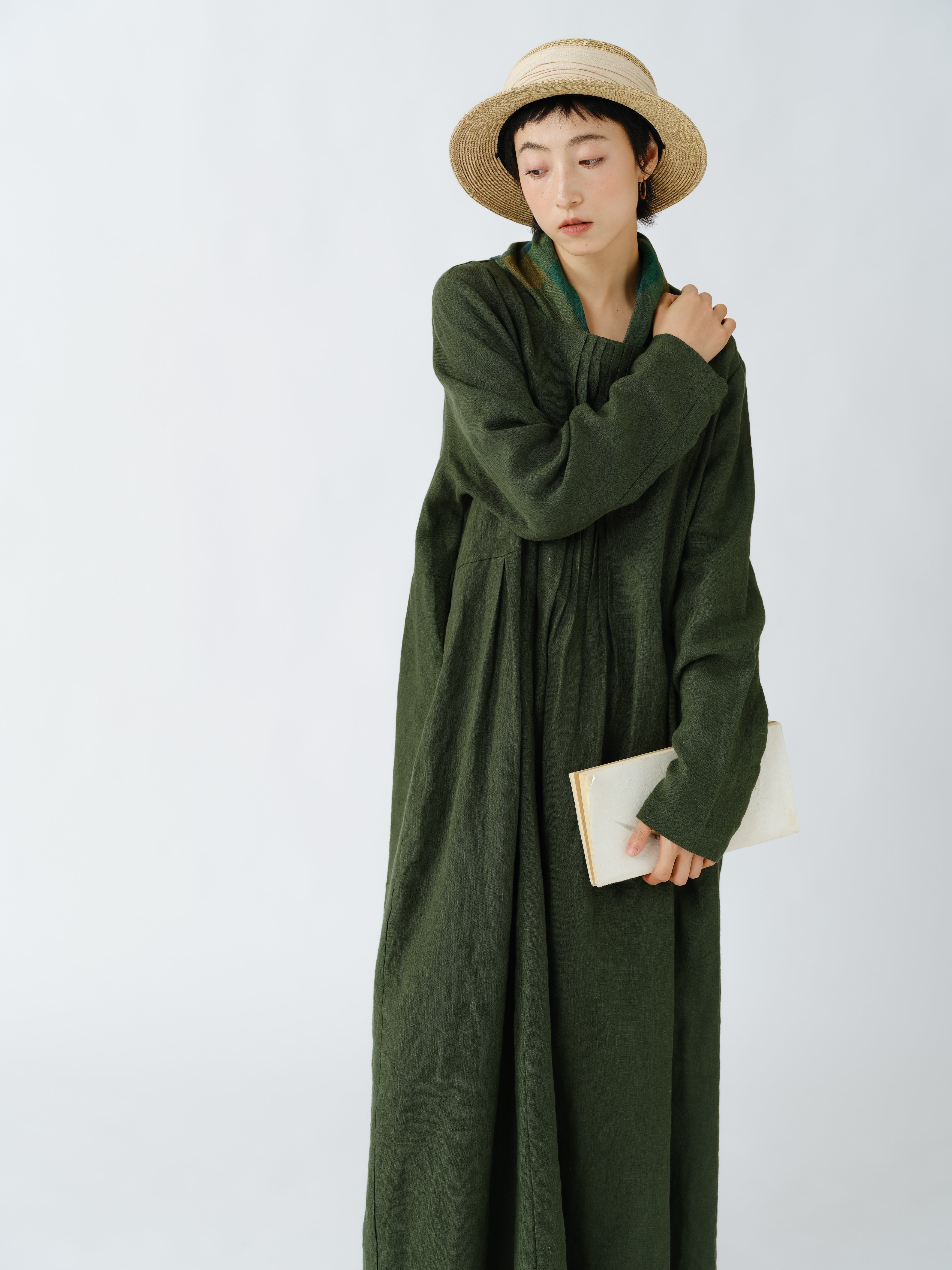 2WAYリネンタックワンピース – 初 HATSUSIZU