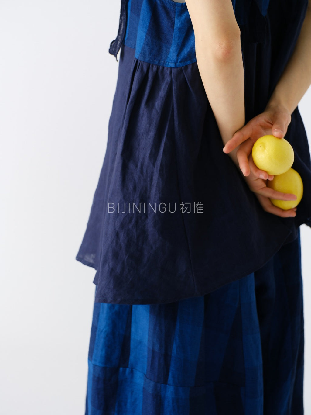 藍染め調チェック リネンベスト