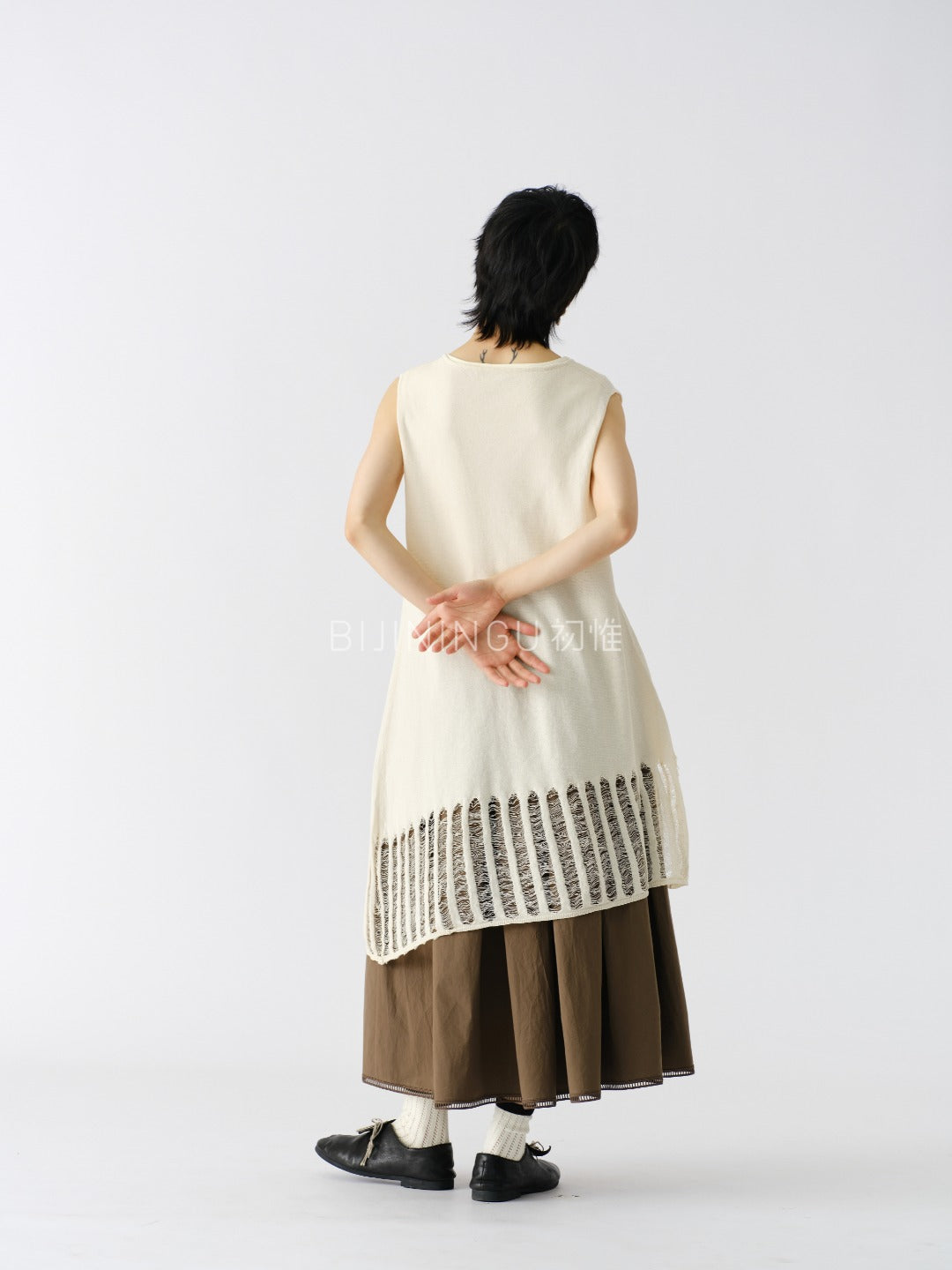 裾透かし編み 和紙ブレンドニットベスト