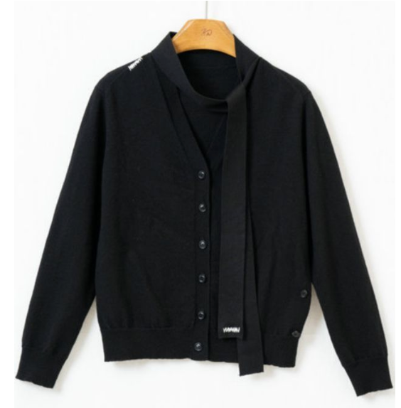 Vネックニットカーディガン