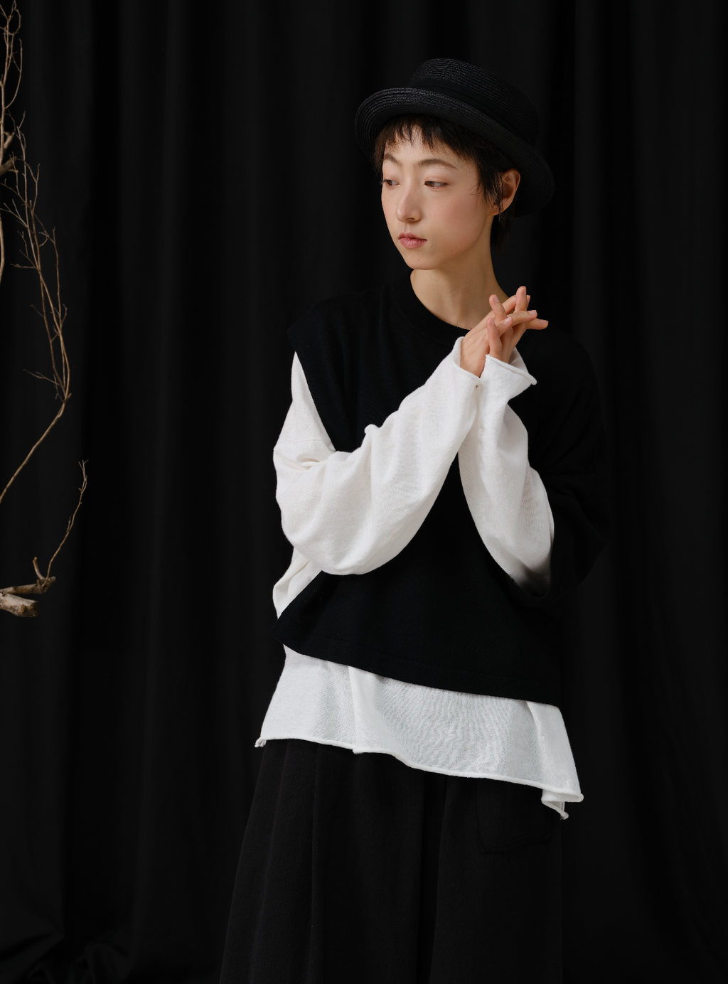 前衛デザインニットベスト