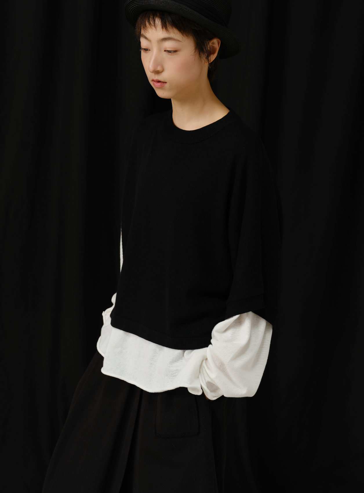 前衛デザインニットベスト