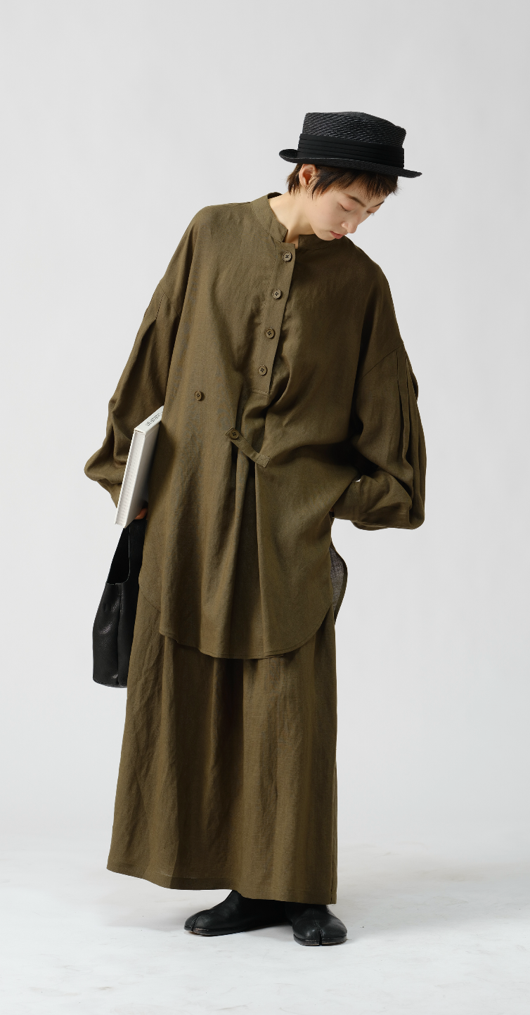 アート風スタンドカラー紐付きシャツ