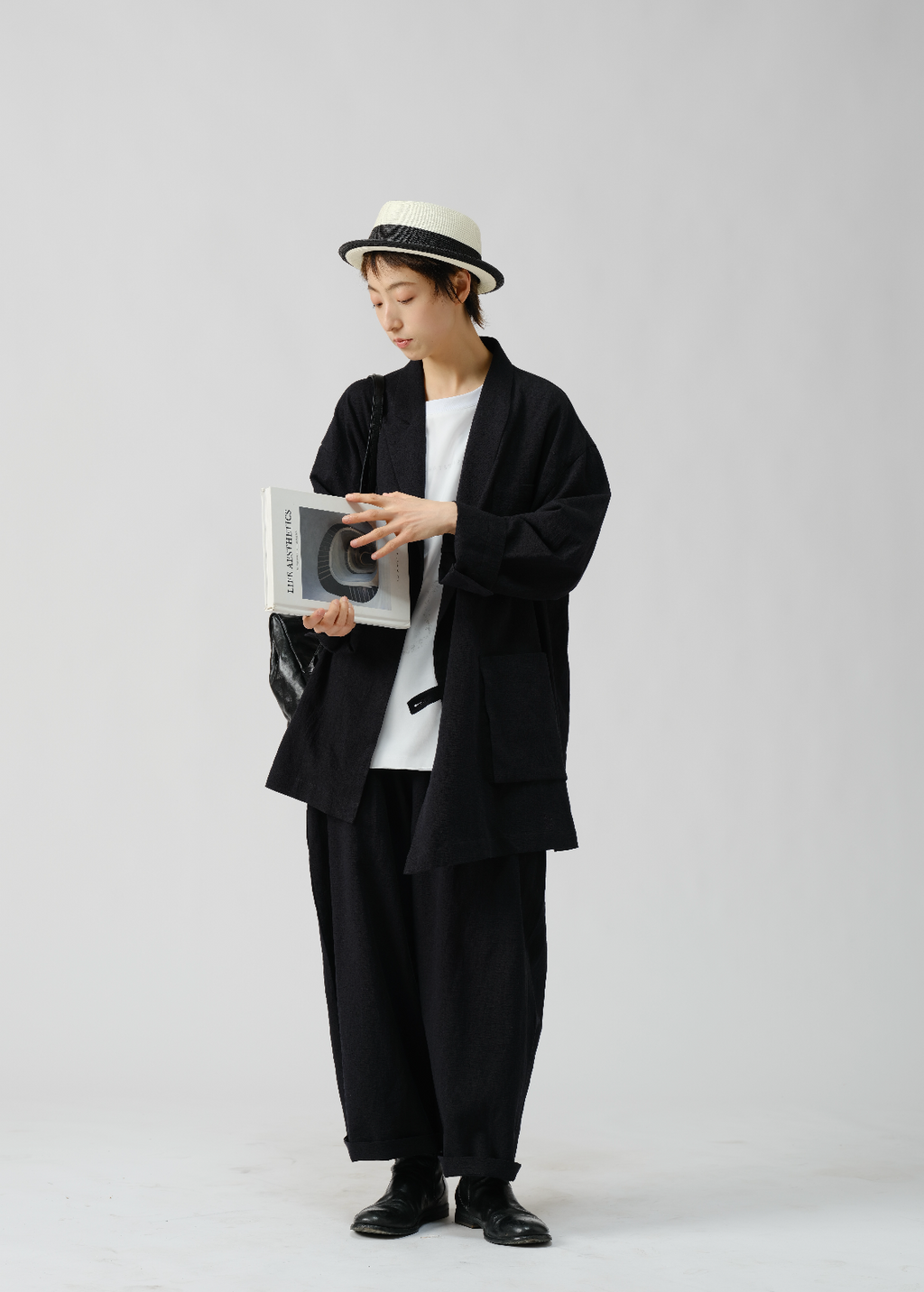 アシンメトリー紐付きジャケット