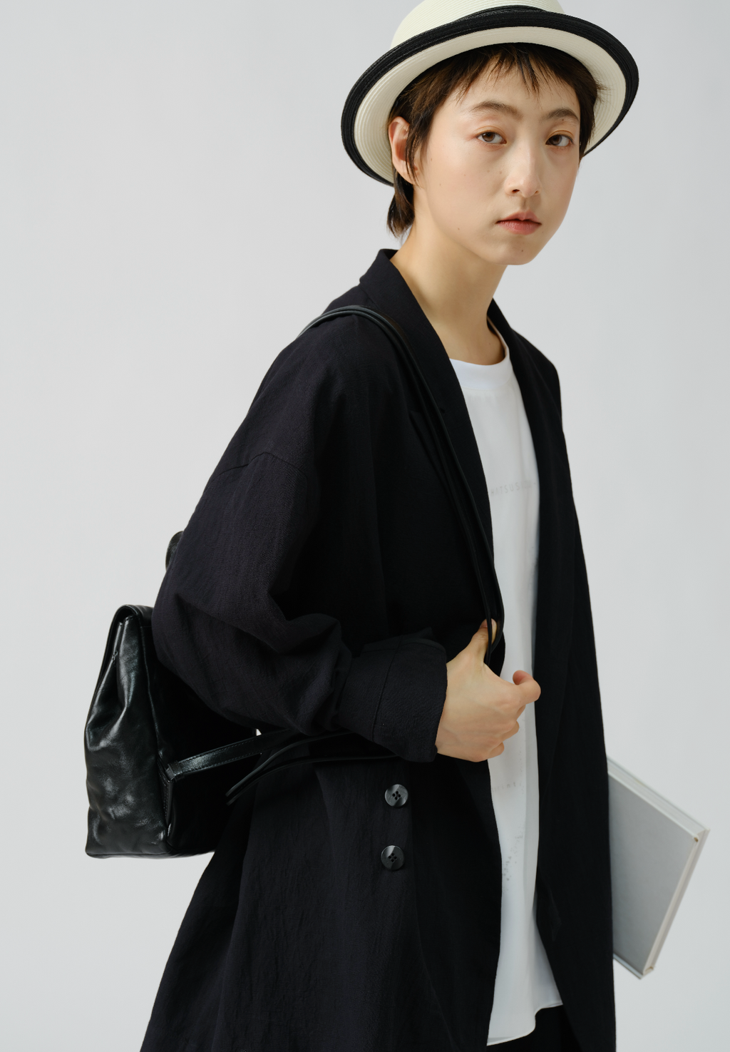 アシンメトリー紐付きジャケット