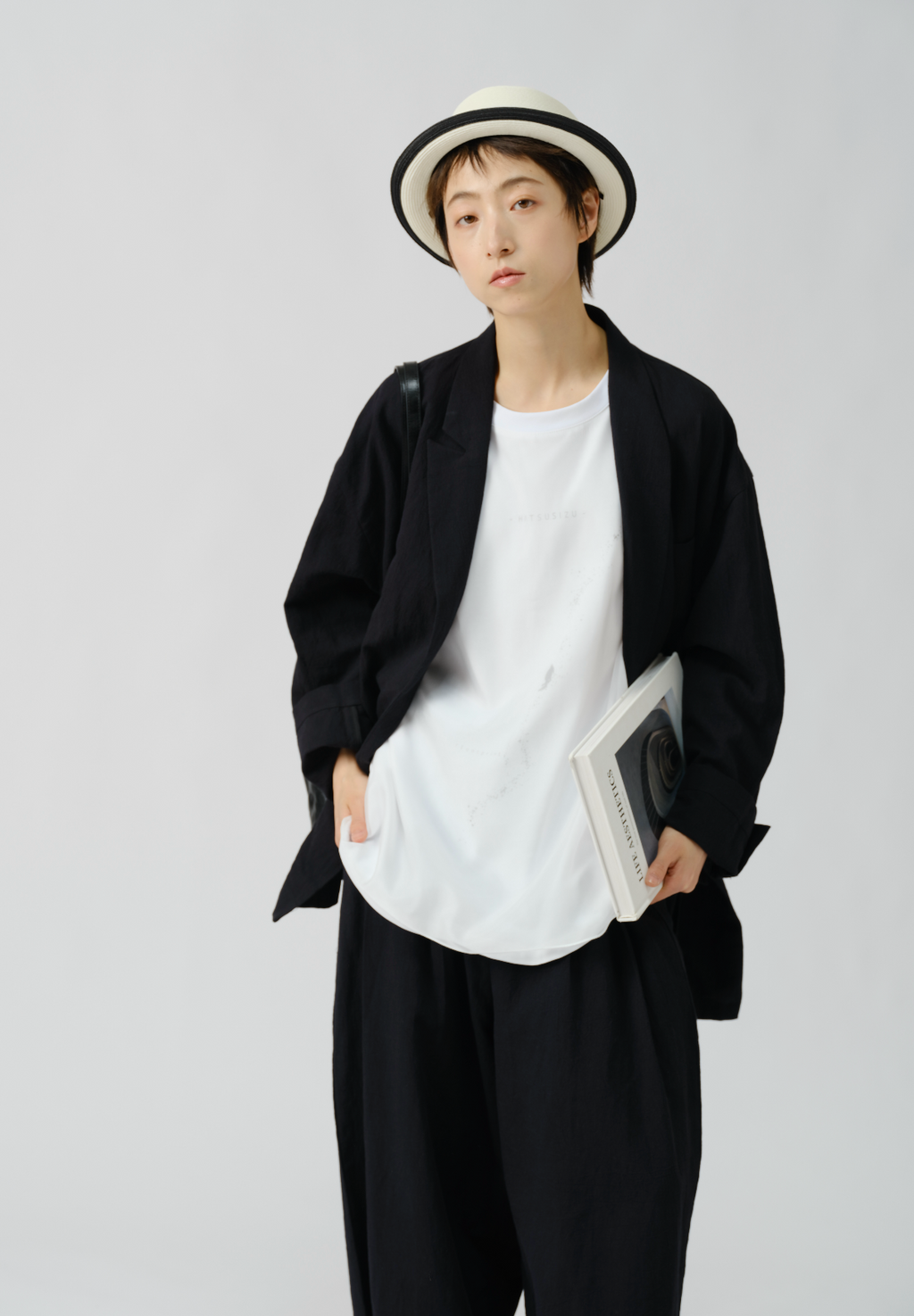 アシンメトリー紐付きジャケット