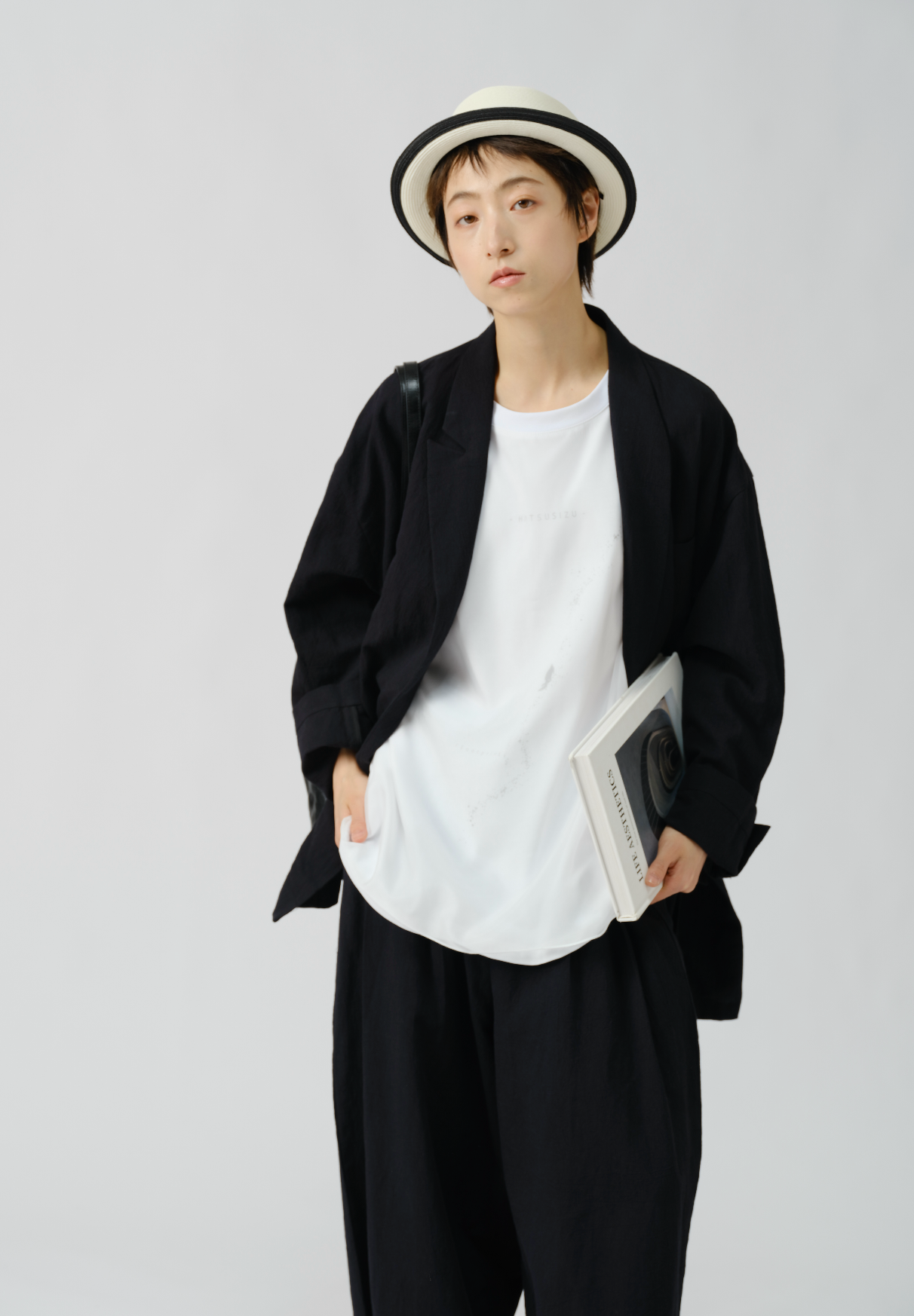 アシンメトリー紐付きジャケット