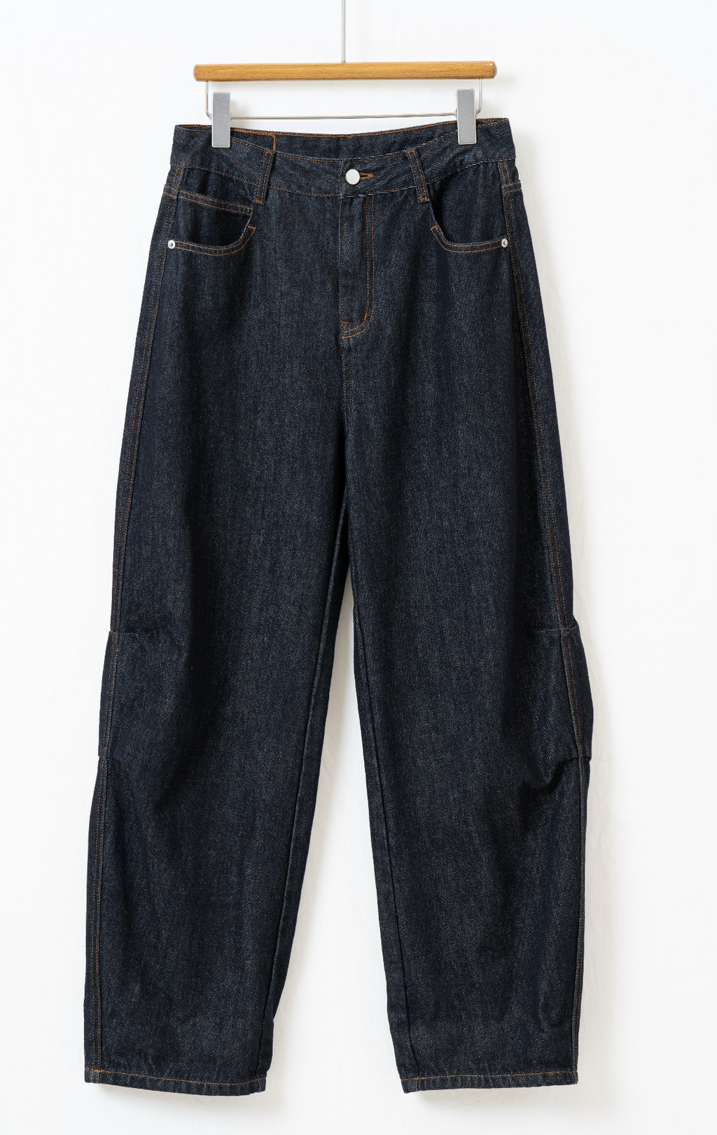 ストレートデニムパンツ