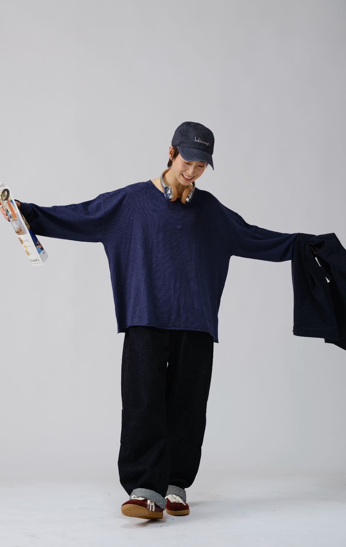 ストレートデニムパンツ