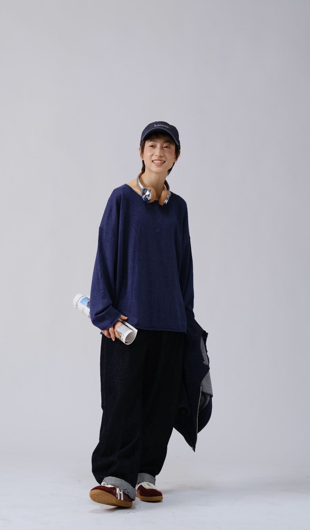 ストレートデニムパンツ