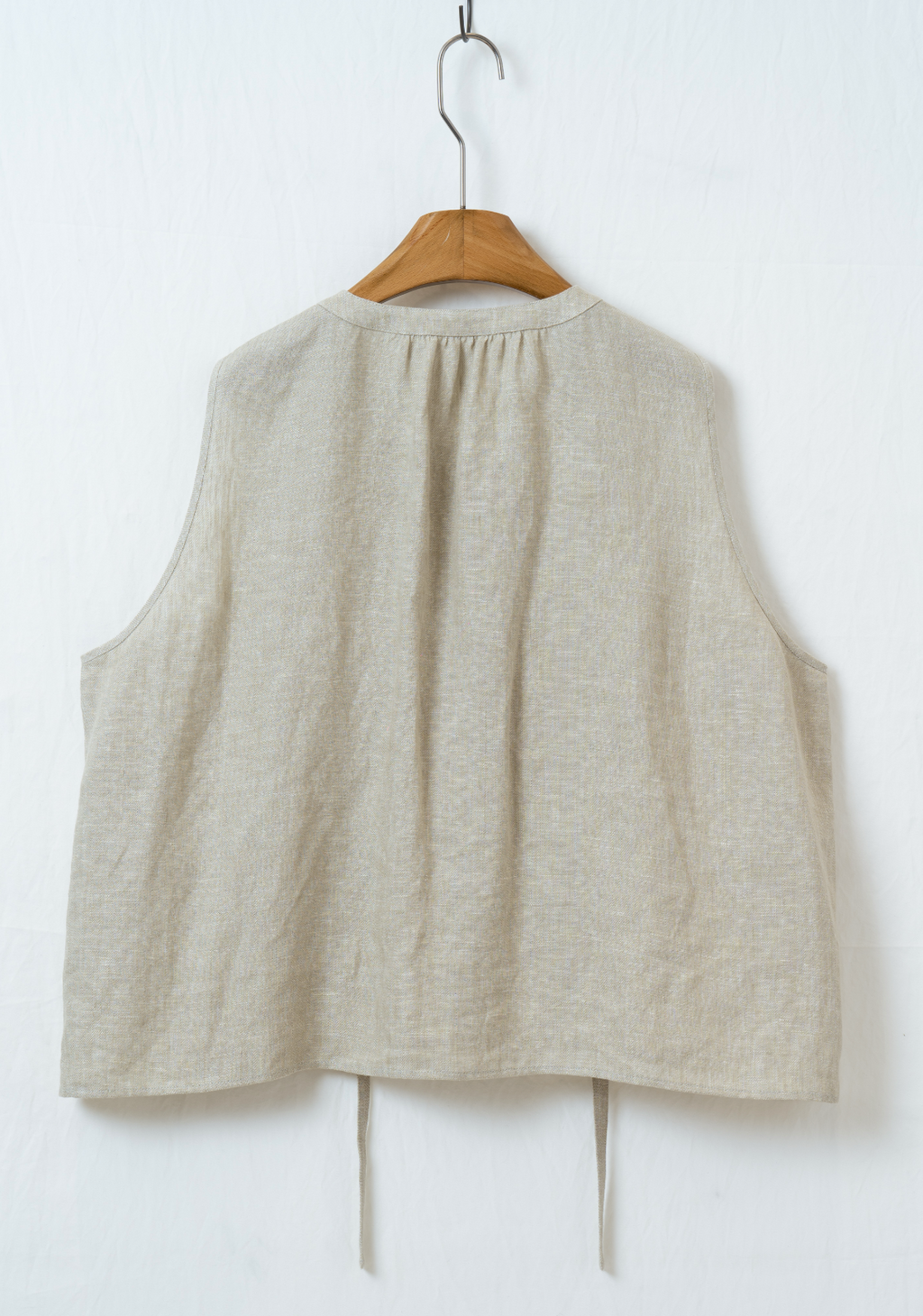 ドレープ付き綿麻ベスト
