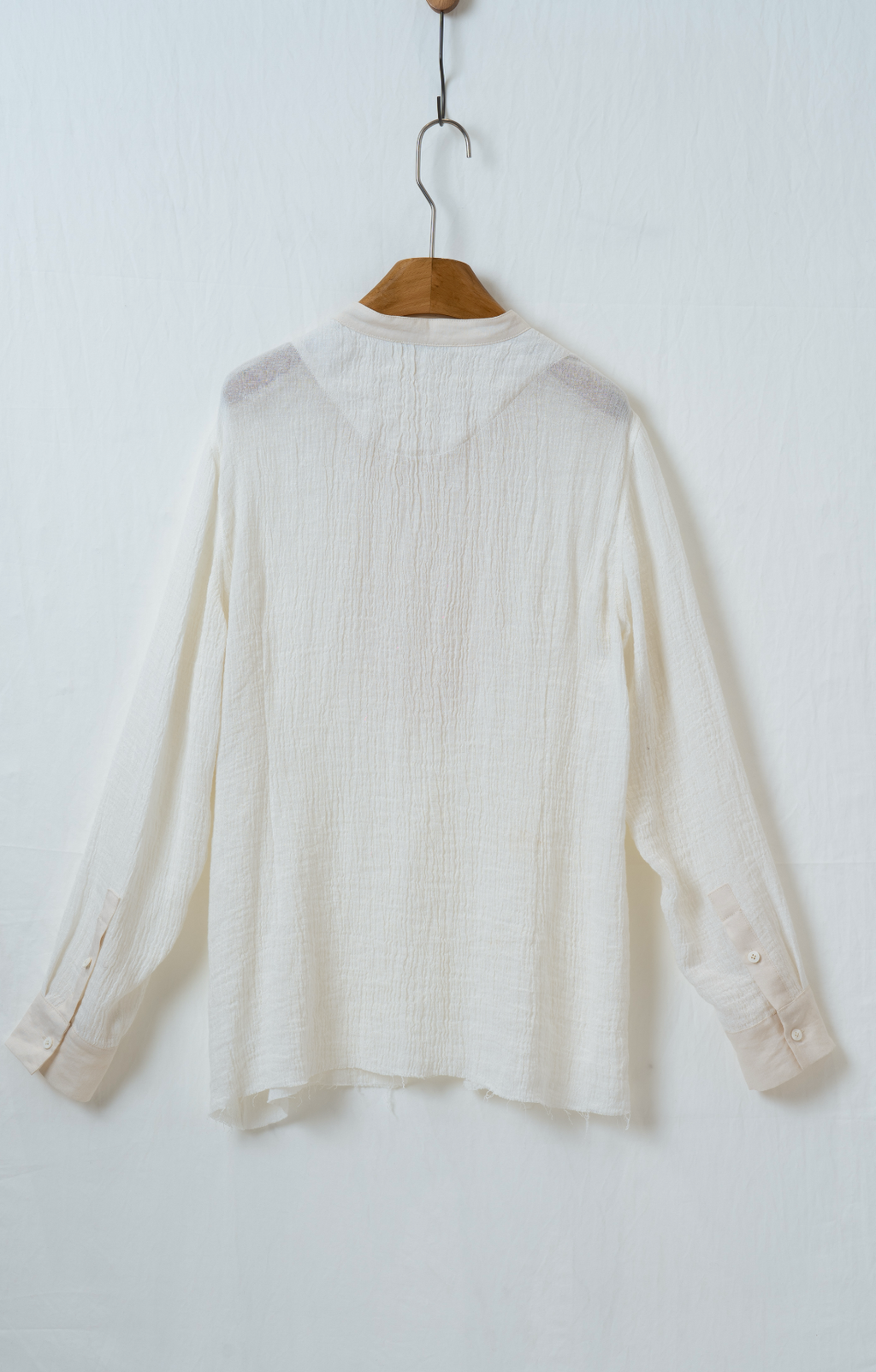 ナチュラルシワ加工切り替えシャツ