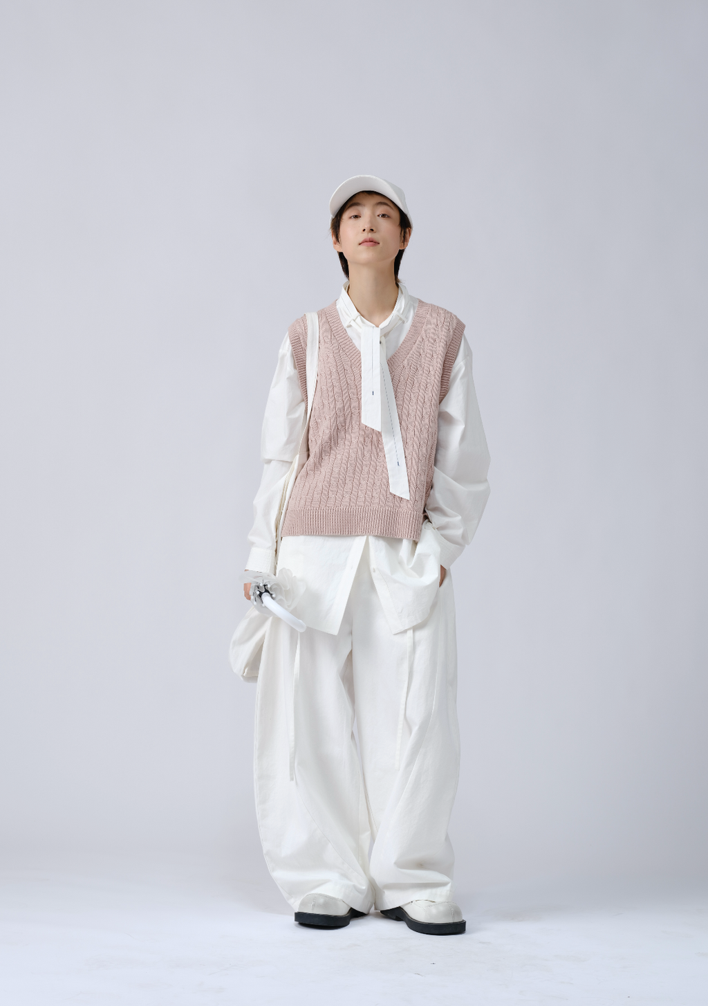 ネックリボン長袖シャツ