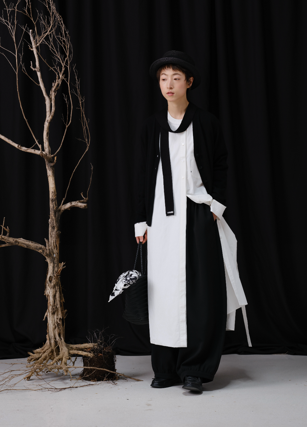 ランダムスラブワイドパンツ