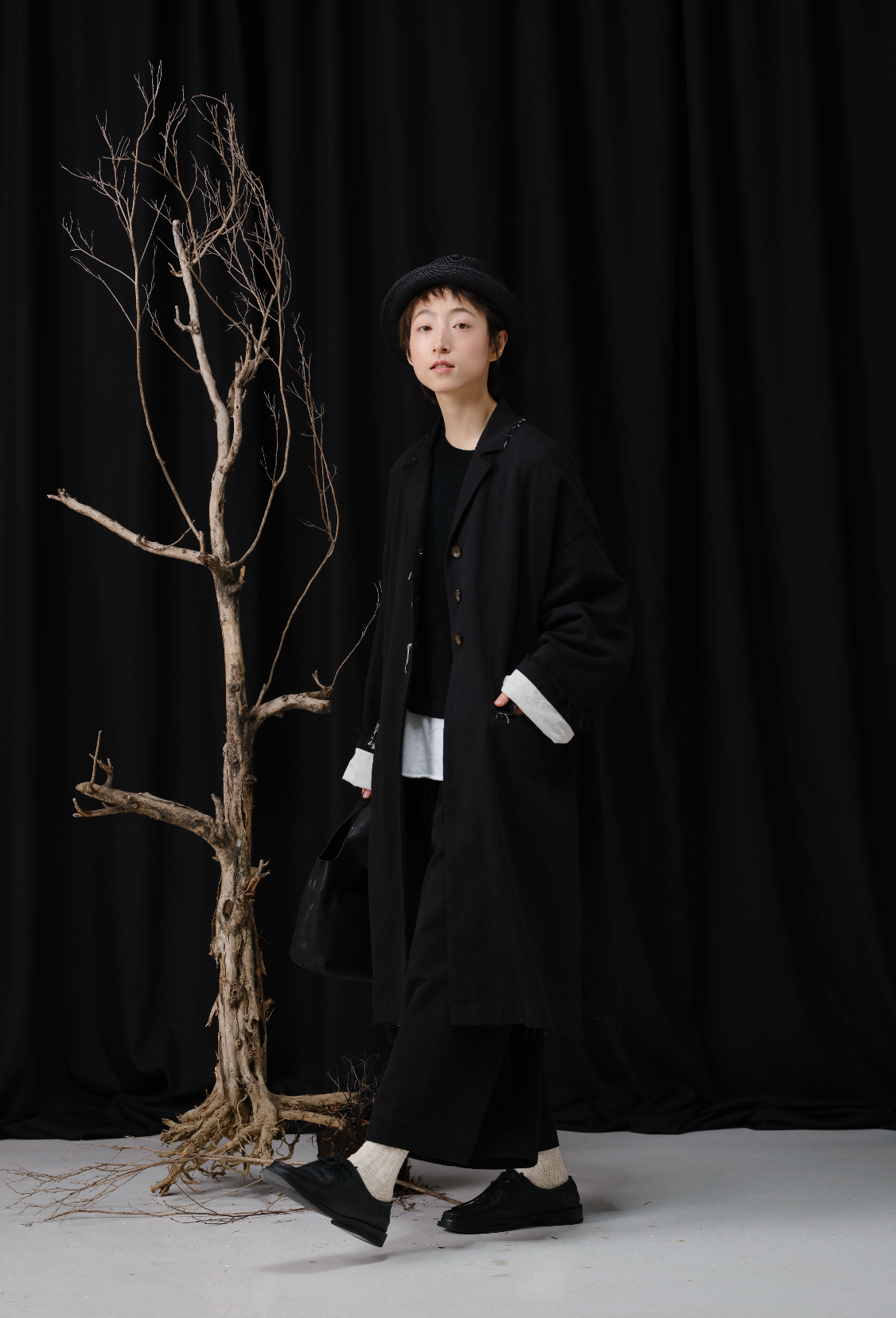 アンティーク風ミディコート