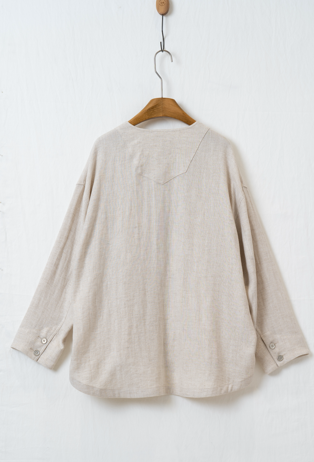 アンティーク風Vネックカーディガン