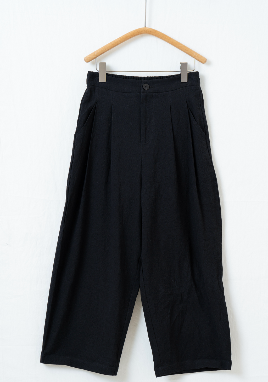 綿麻テーパードパンツ