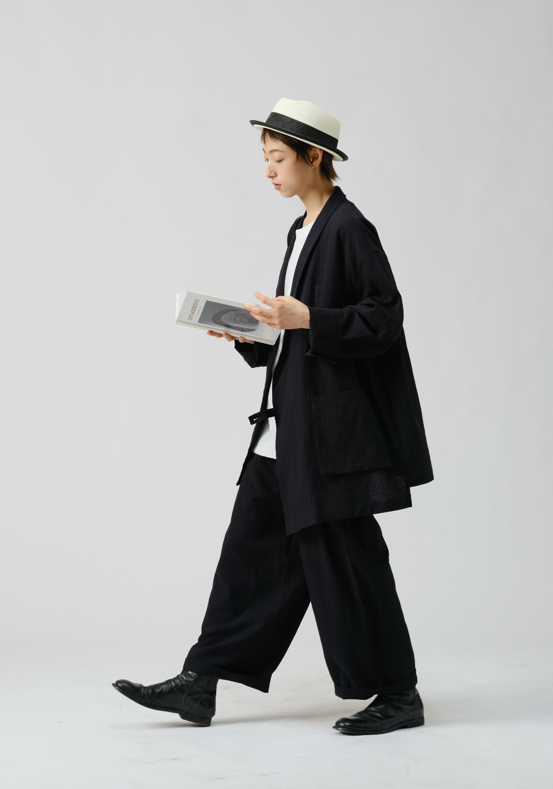 綿麻テーパードパンツ