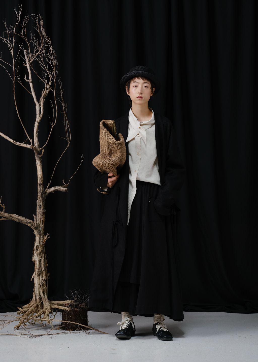 前衛アートカラーリネンシャツ