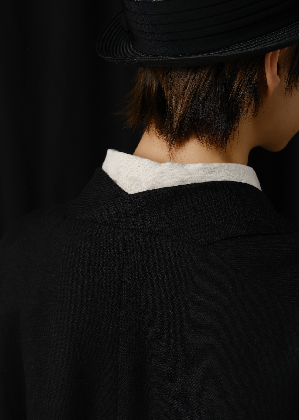 前衛アートカラーリネンシャツ