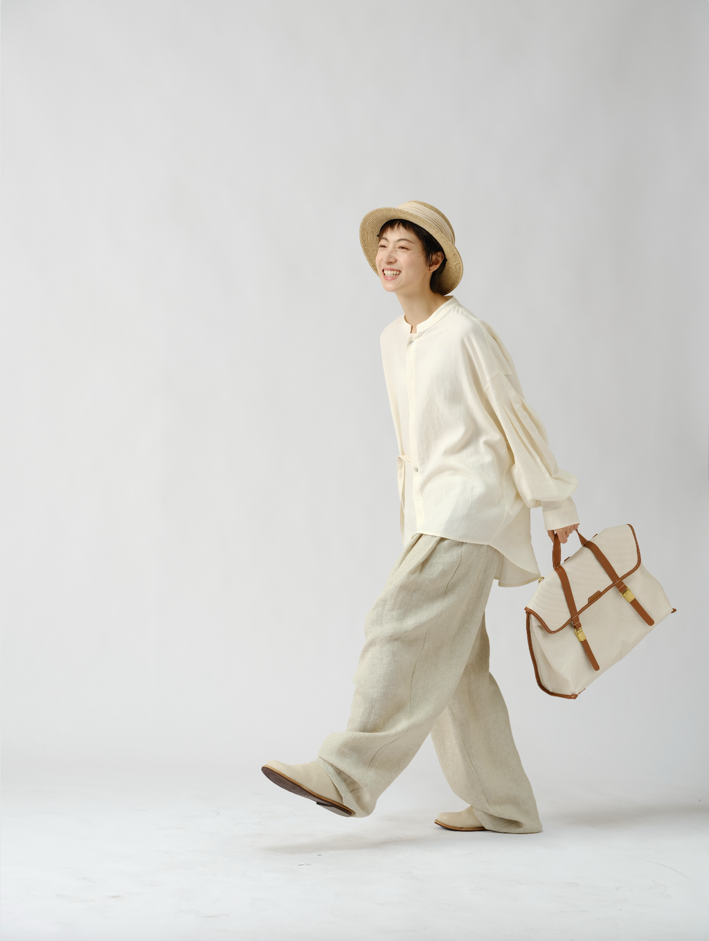 紐付き比翼仕立て長袖シャツ