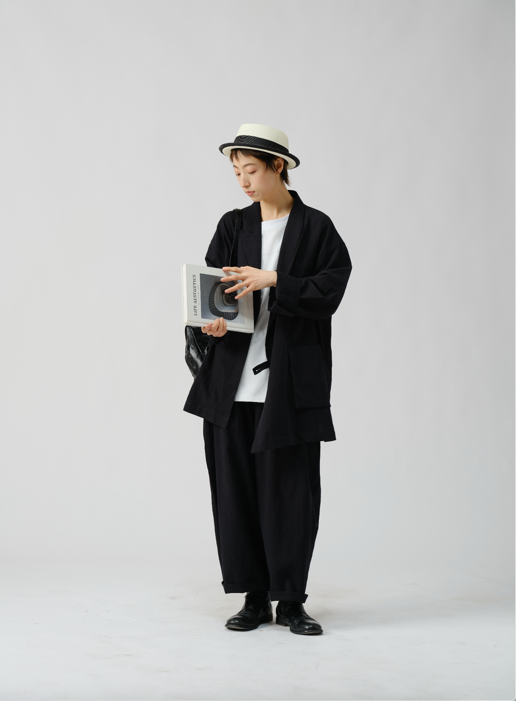 アシンメトリー紐付きジャケット