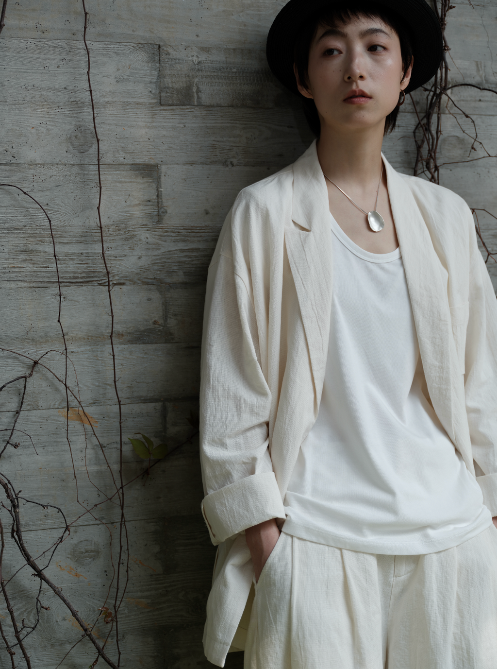 綿麻テーパードパンツ