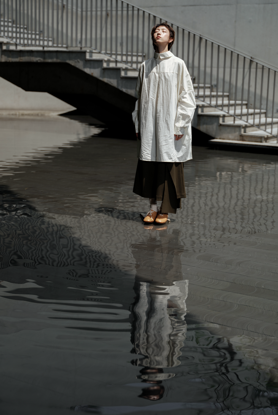 リバーシブルコート風シャツ