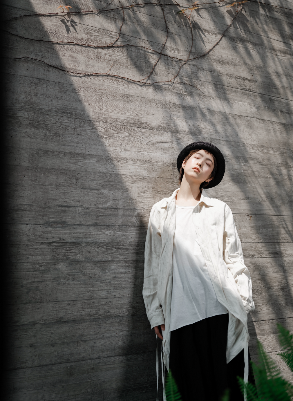 アシンメトリー長袖Tシャツ