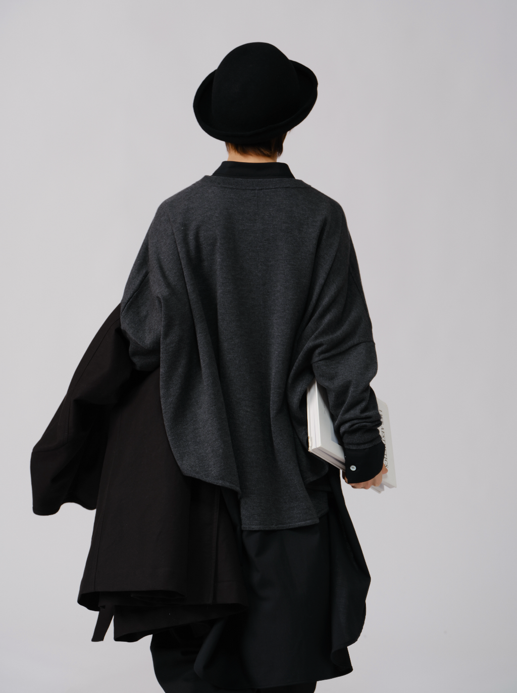 ミニマルオーストラリアウールプルオーバー