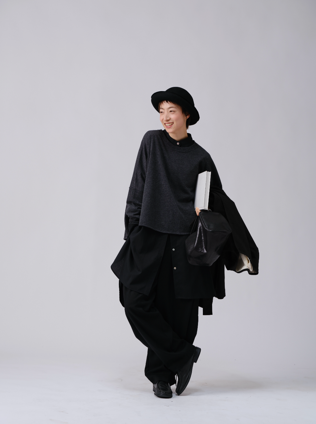 ミニマルオーストラリアウールプルオーバー