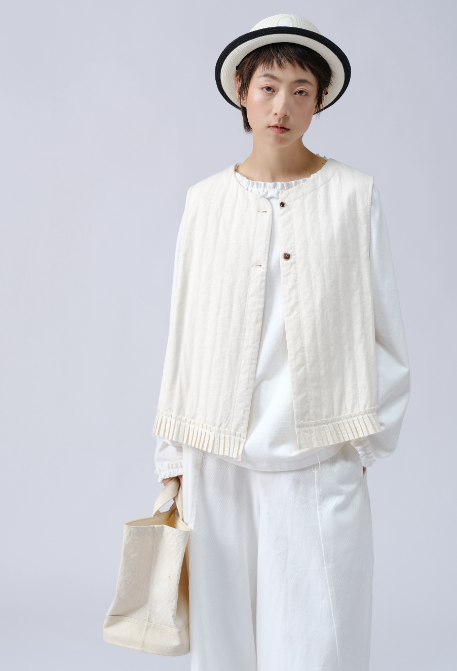 裾プリーツ切替クルーネックベスト