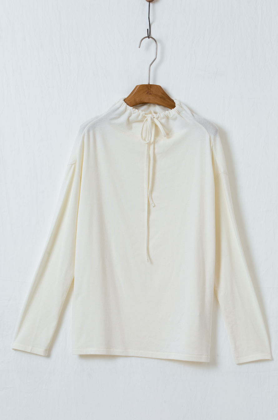 ハイネックリボン長袖Tシャツ