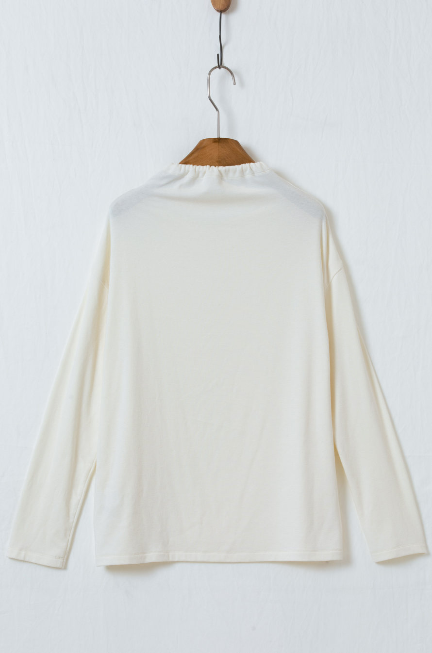 ハイネックリボン長袖Tシャツ