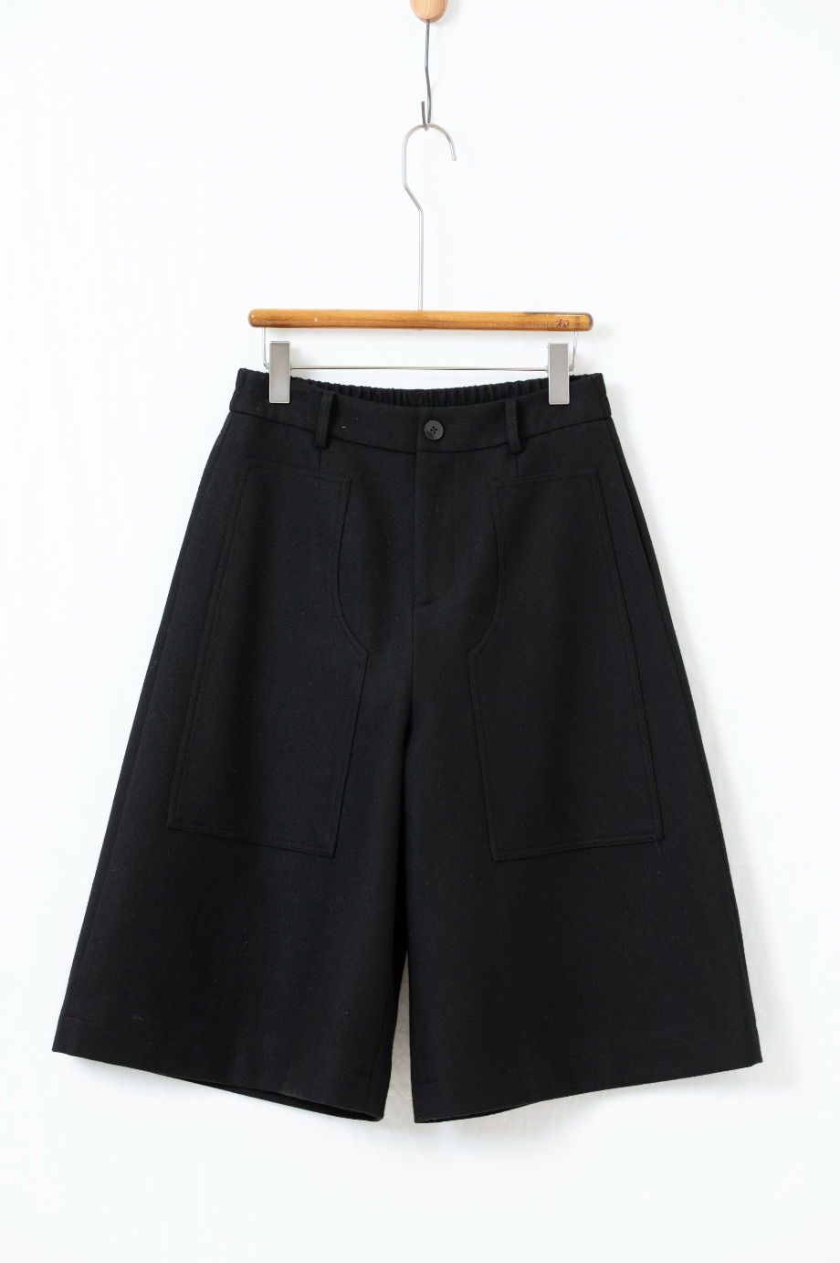 ウールカジュアルクロップドパンツ