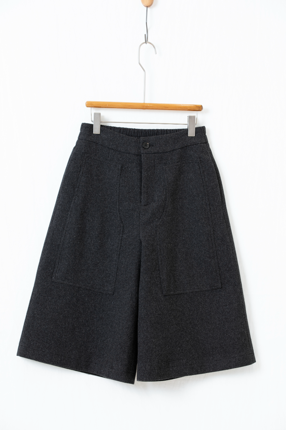 ウールカジュアルクロップドパンツ