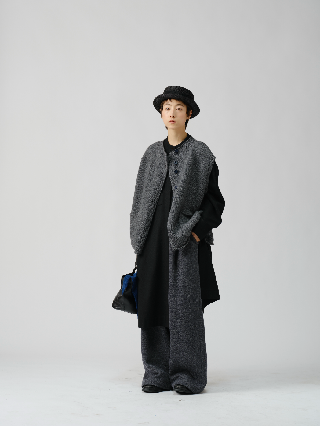 アシンメトリーロールドニットベスト