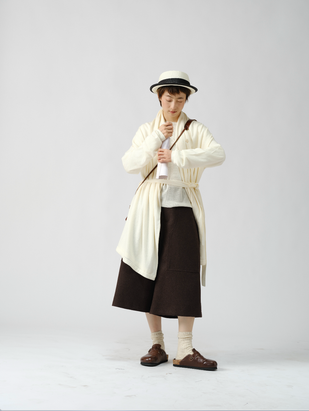 ウールカジュアルクロップドパンツ