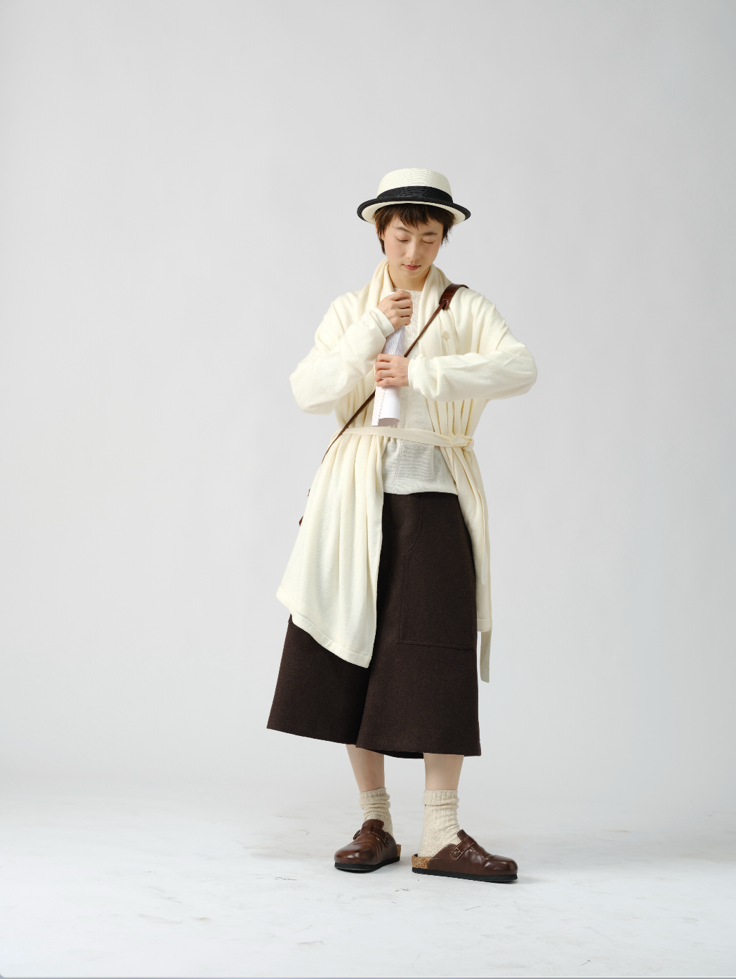 ウールカジュアルクロップドパンツ