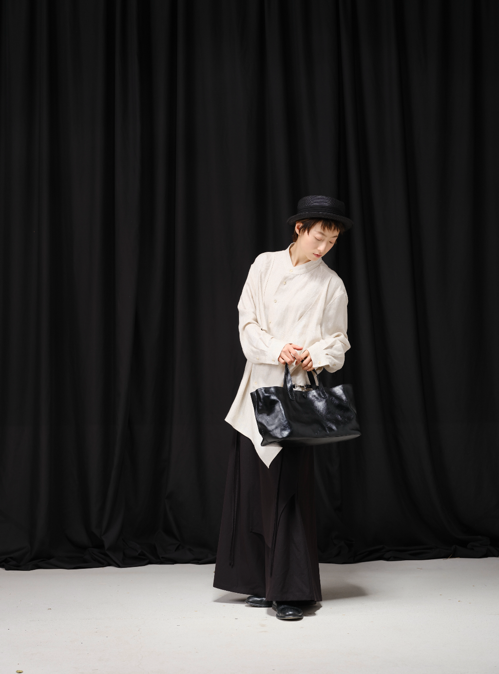 ドレープアシンメトリーワイドパンツ