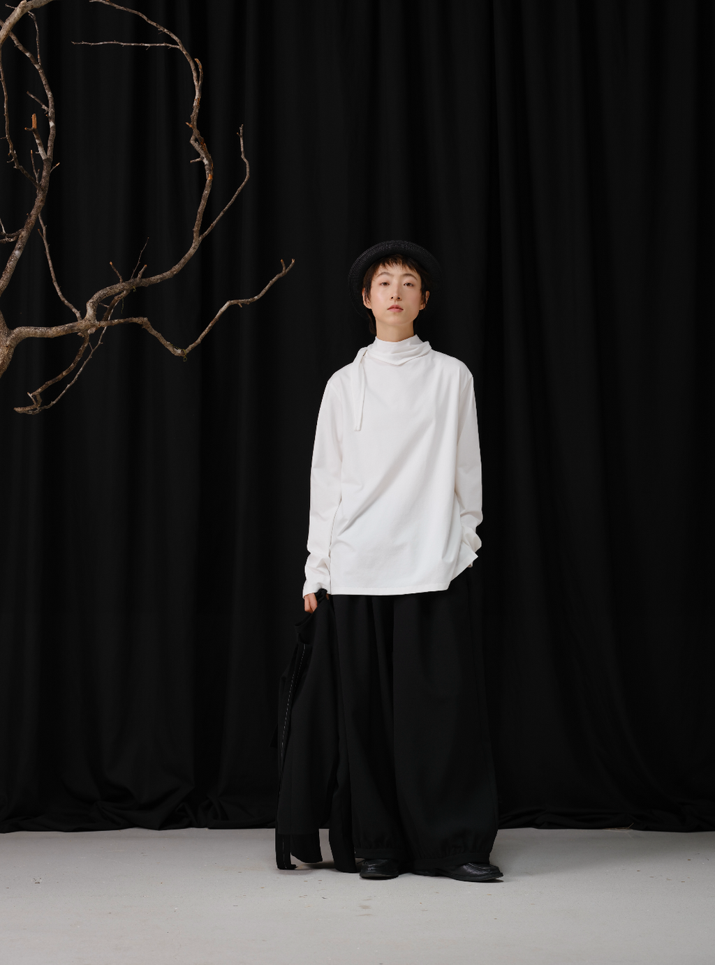 ランダムスラブワイドパンツ