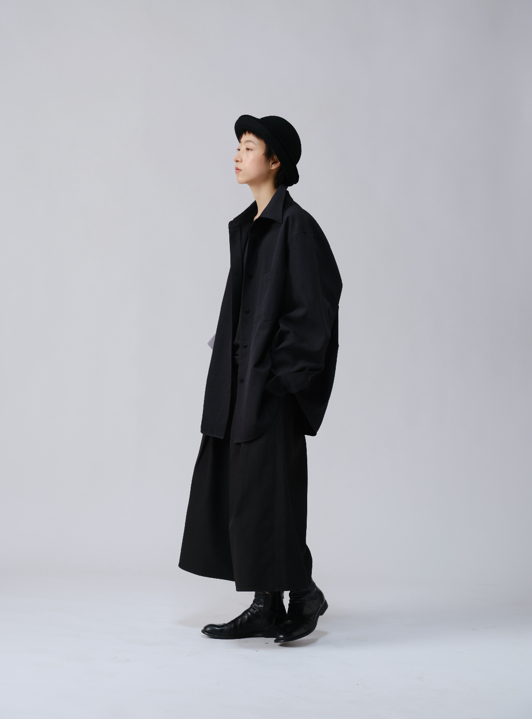 オーバーサイズ長袖シャツ