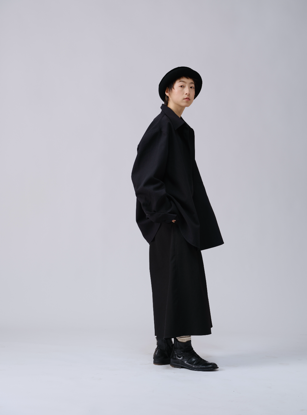 オーバーサイズ長袖シャツ