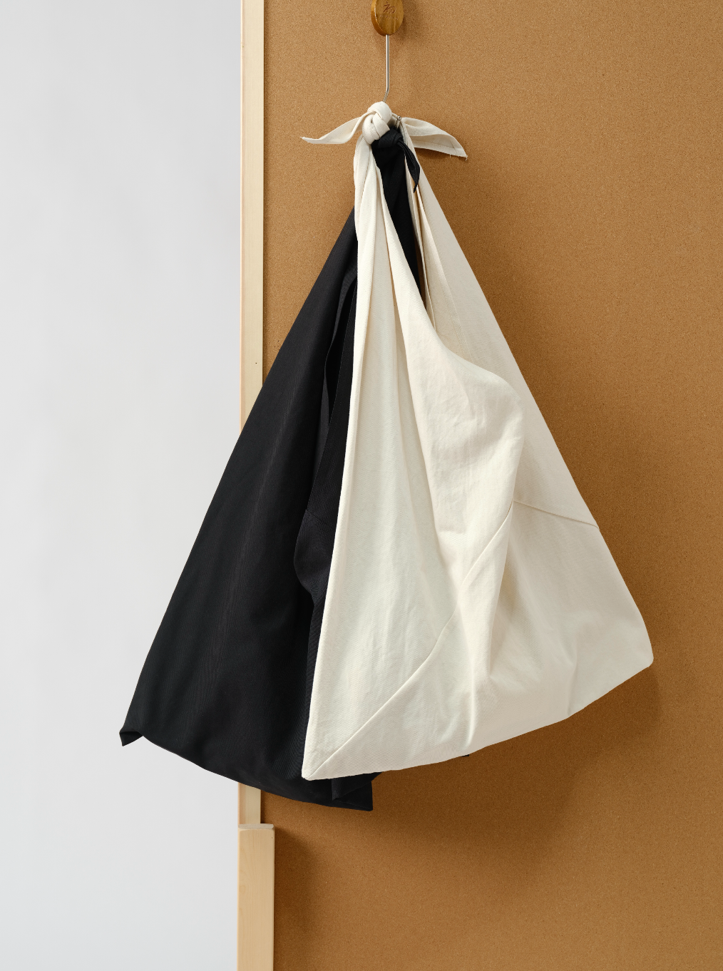 アートショルダーバッグ