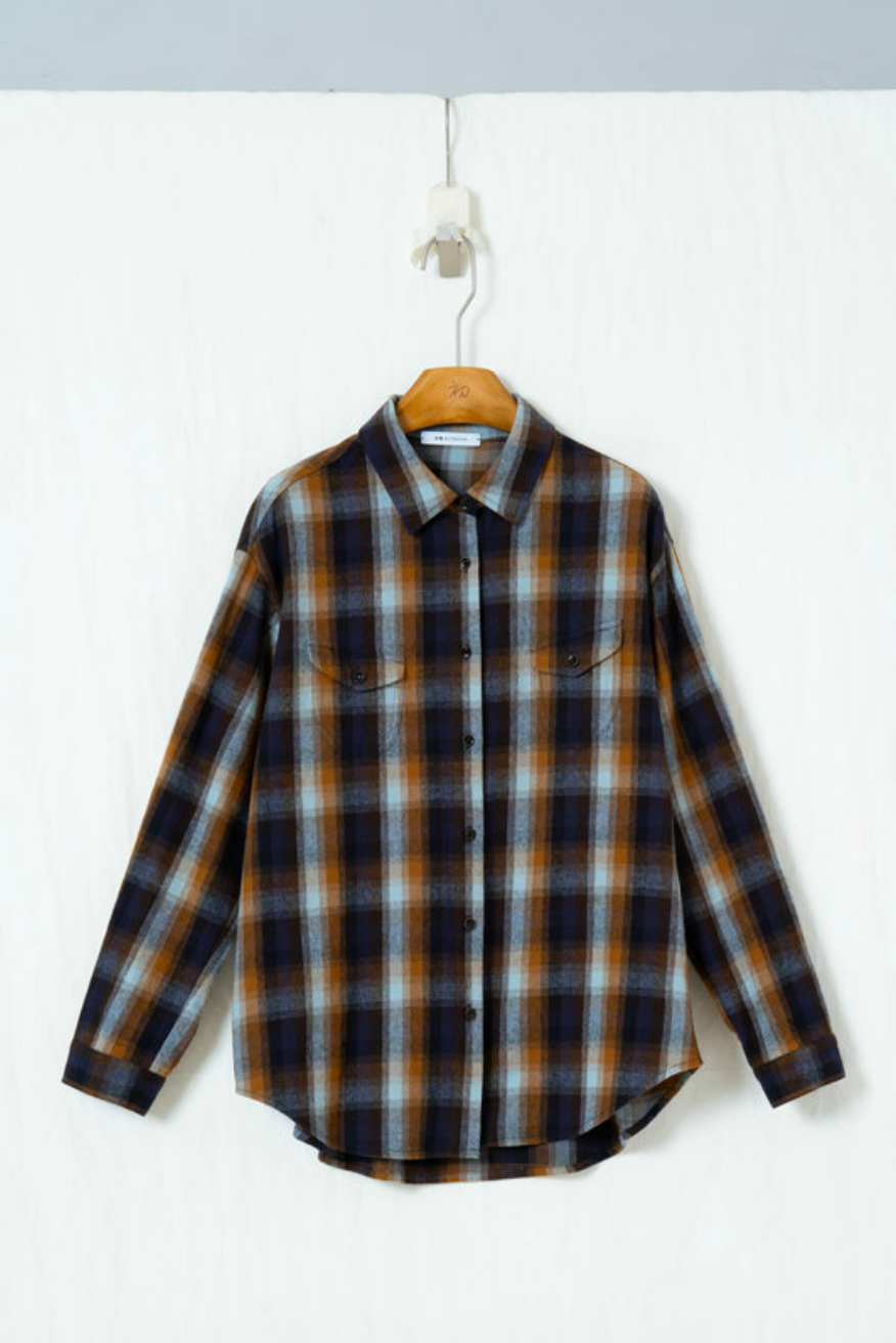 チェックカジュアルシャツ