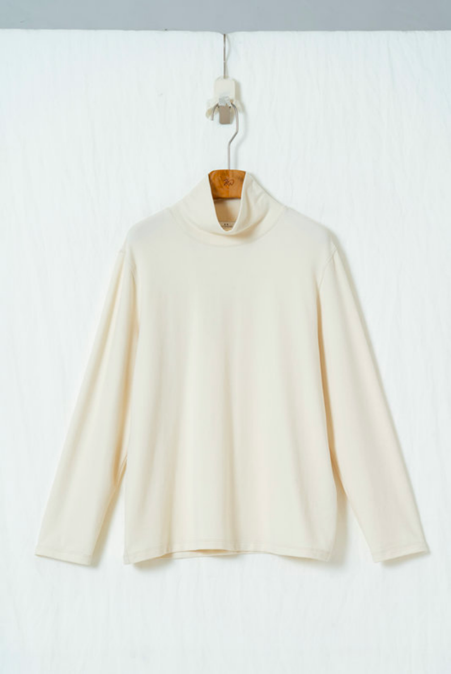 ハイネックカジュアルインナー